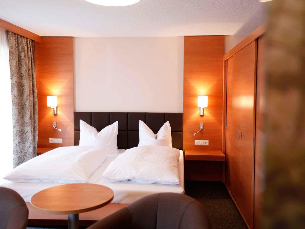 Hotel Neckartal Köngen 외부 사진